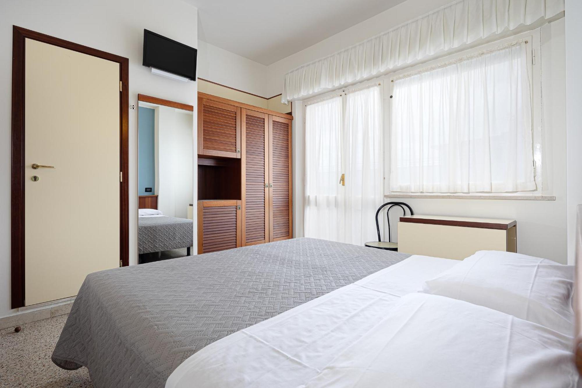 Hotel Avana Fronte Mare ริชโชเน ภายนอก รูปภาพ