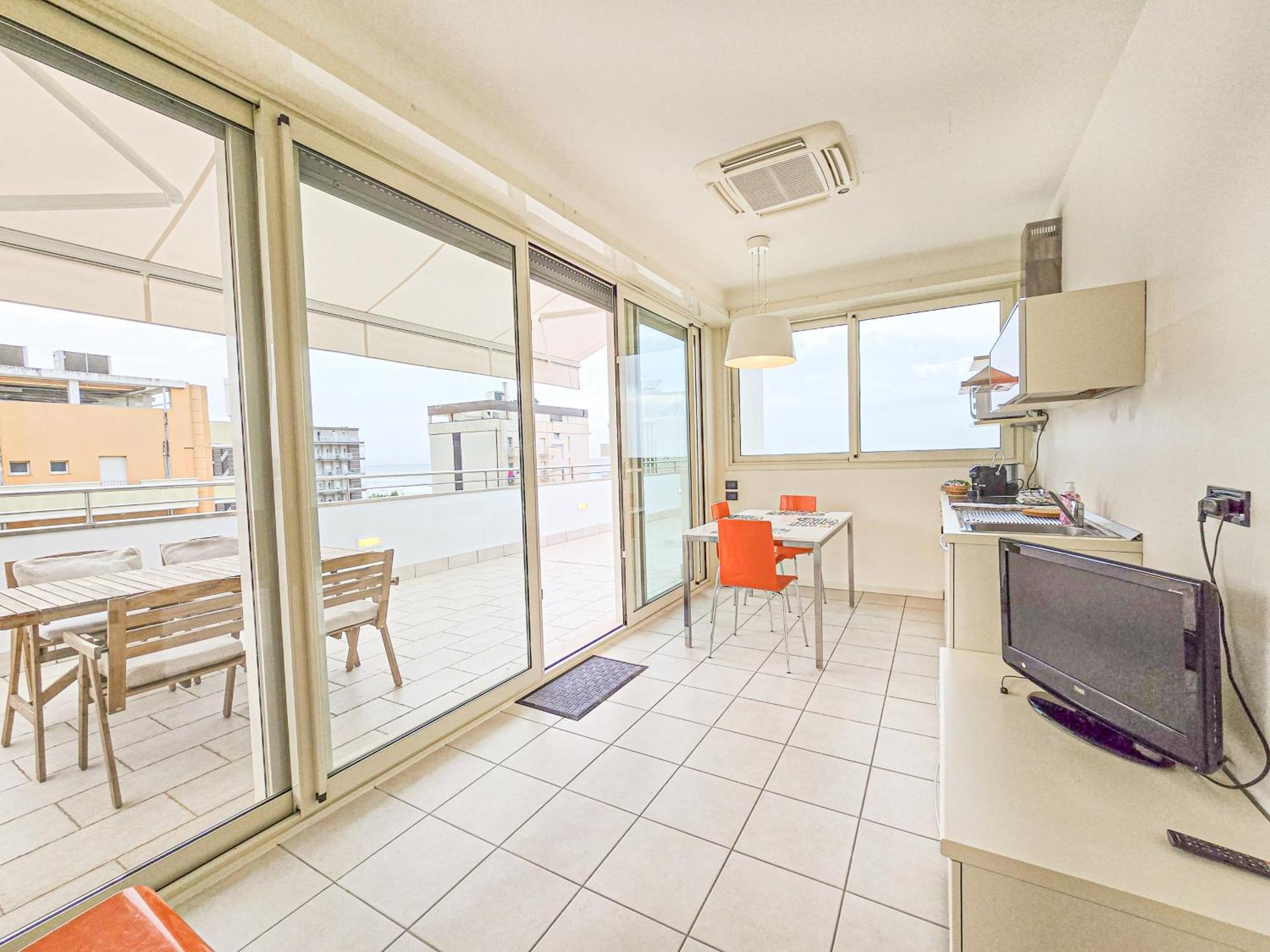 Hotel Avana Fronte Mare ริชโชเน ภายนอก รูปภาพ