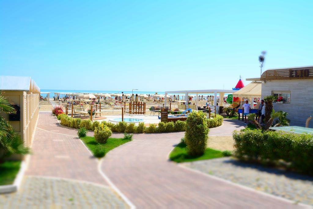 Hotel Avana Fronte Mare ริชโชเน ภายนอก รูปภาพ